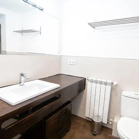 Gs- Apartamento Con Balcon, 3 Dormitorios, Centro Apartment *