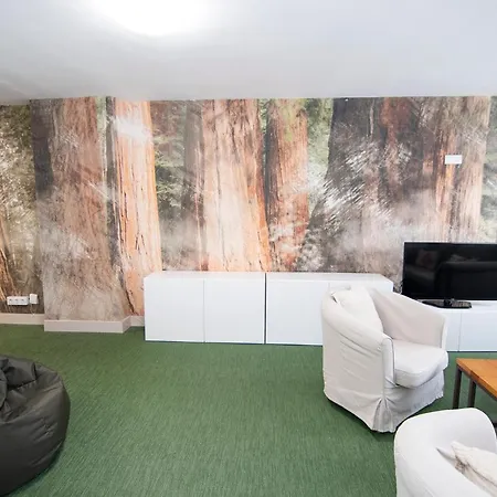 Gs- Apartamento Con Balcon, 3 Dormitorios, Centro Apartment