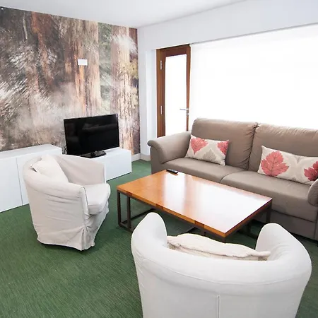 Gs- Apartamento Con Balcon, 3 Dormitorios, Centro Apartment